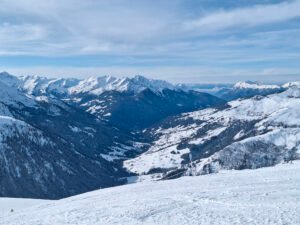 I Spent 7 Days Learning How to Snowboard in the Alps